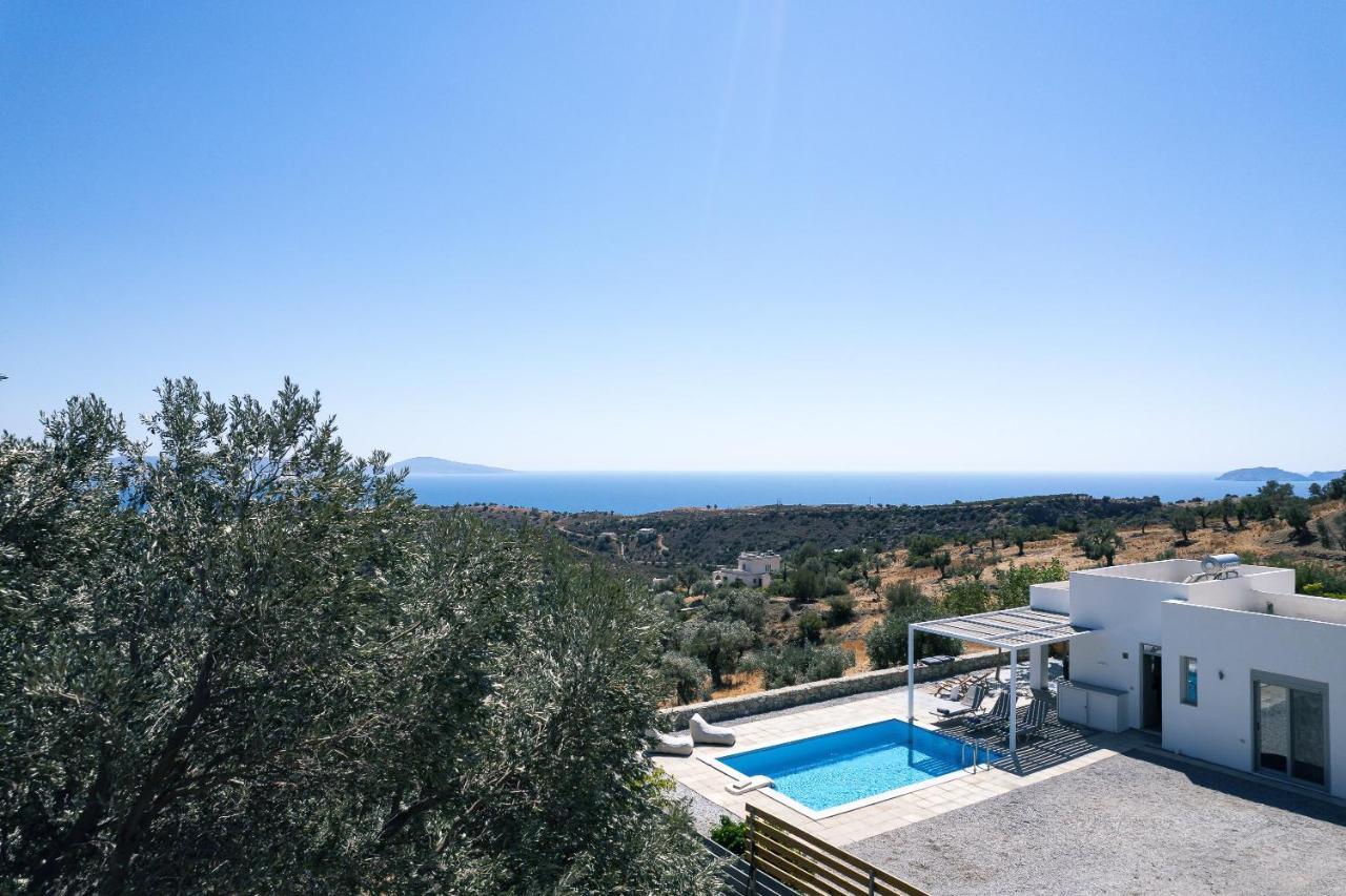 Evgoro Luxury Suites Agia Galini  Exterior photo